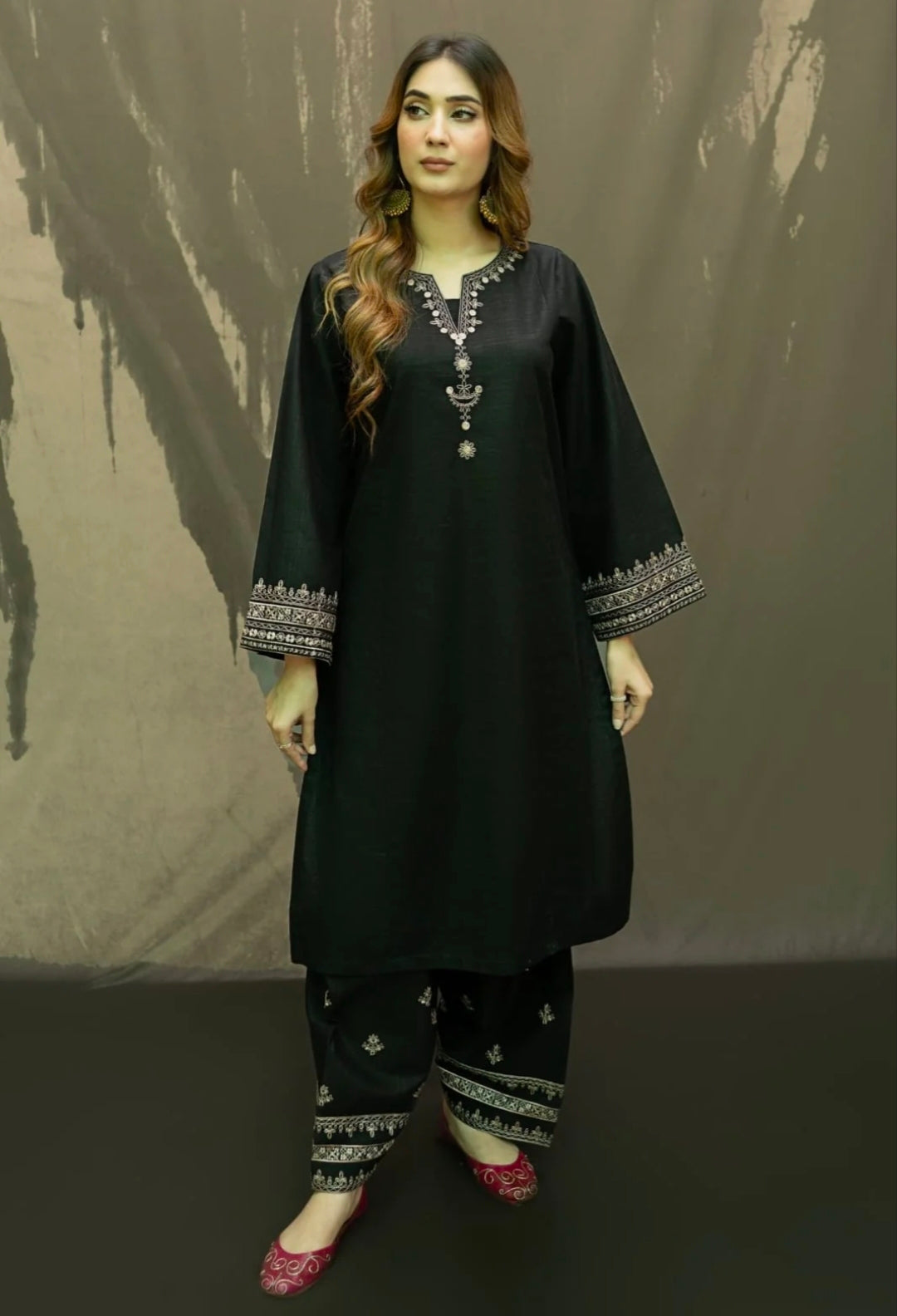 Black Stitched Lawn Embroidery