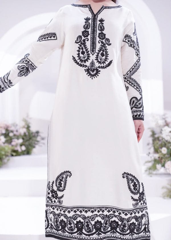 AYRA EMBROIDERY 3PC