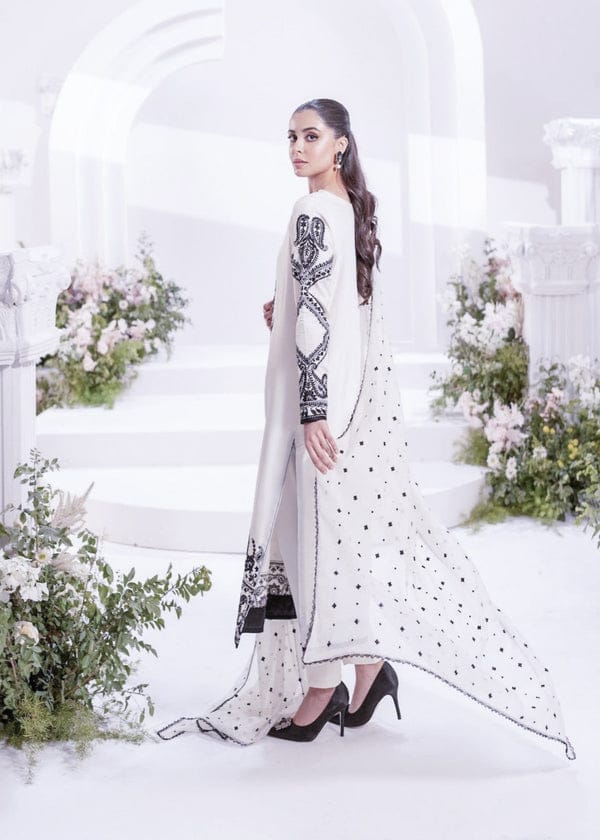 AYRA EMBROIDERY 3PC