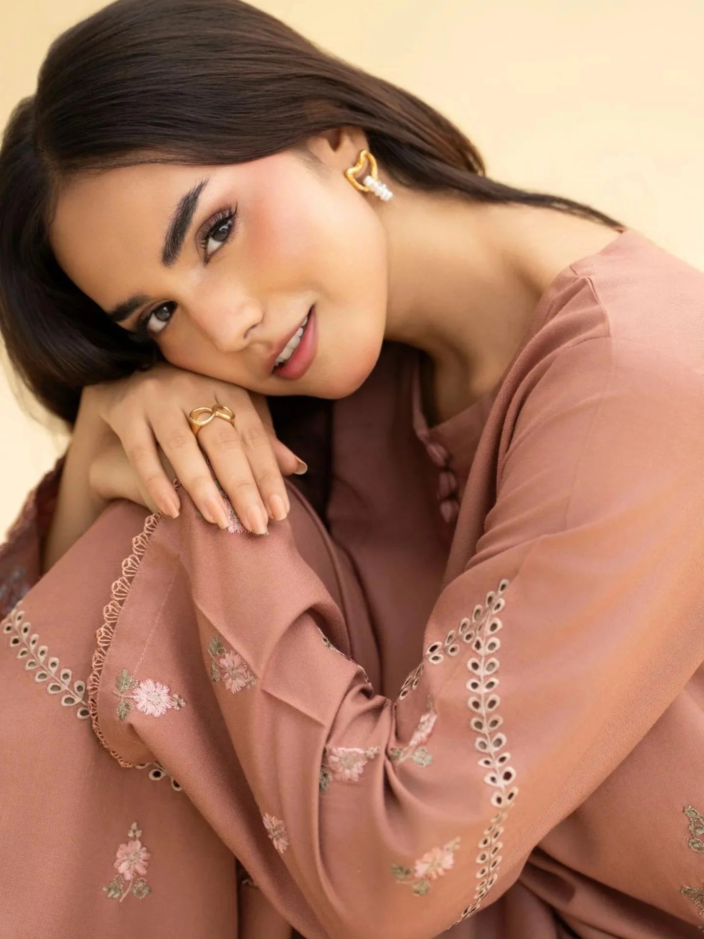 Eshal (Farshi Shalwar)