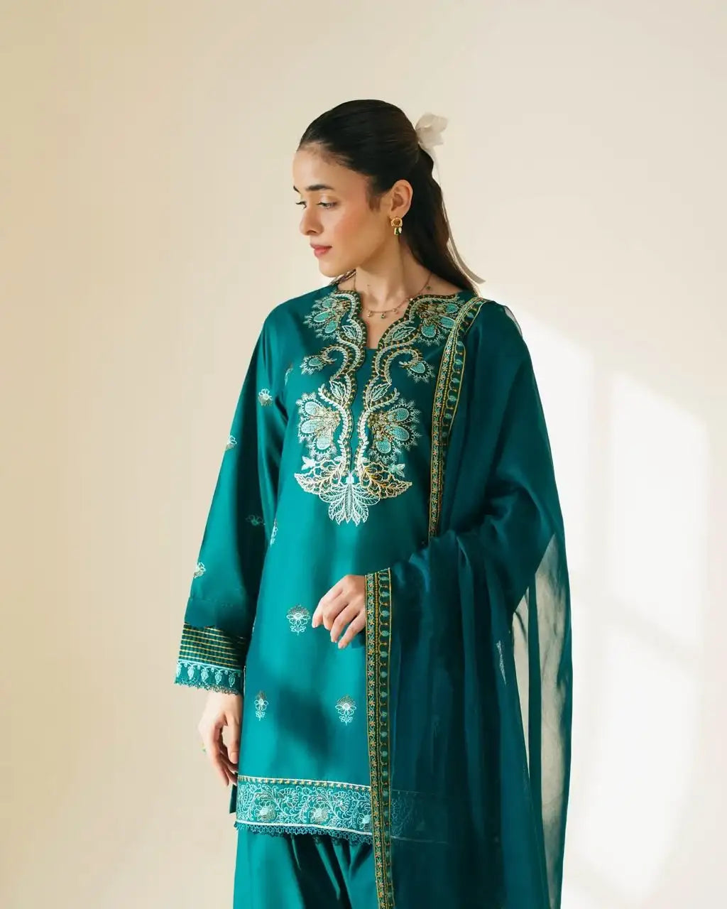 Falak ( Farshi shalwar)