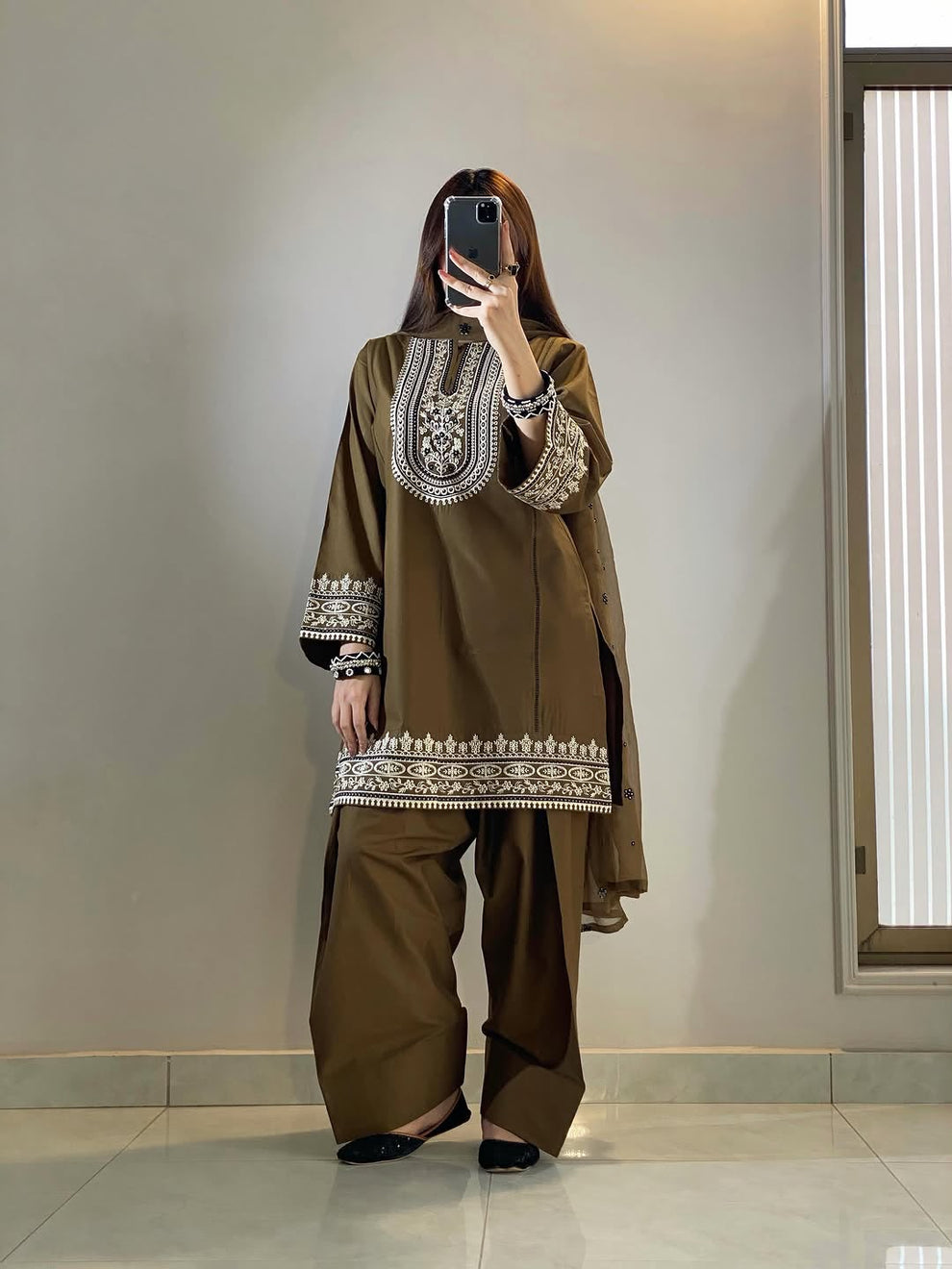 Fari (Farshi Shalwar)