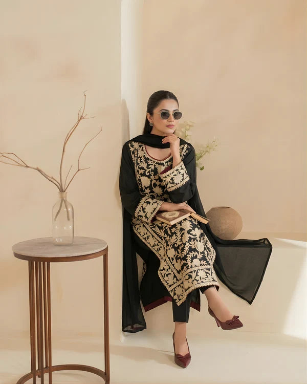 Black 3pcs Embroidery