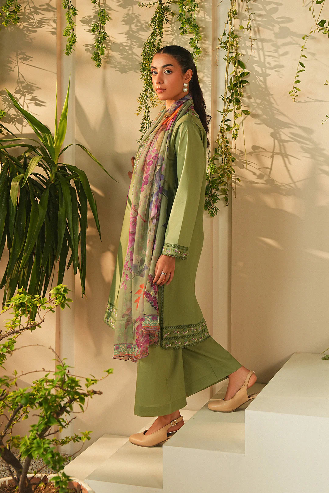 FLARE EMBROIDERY 3PC