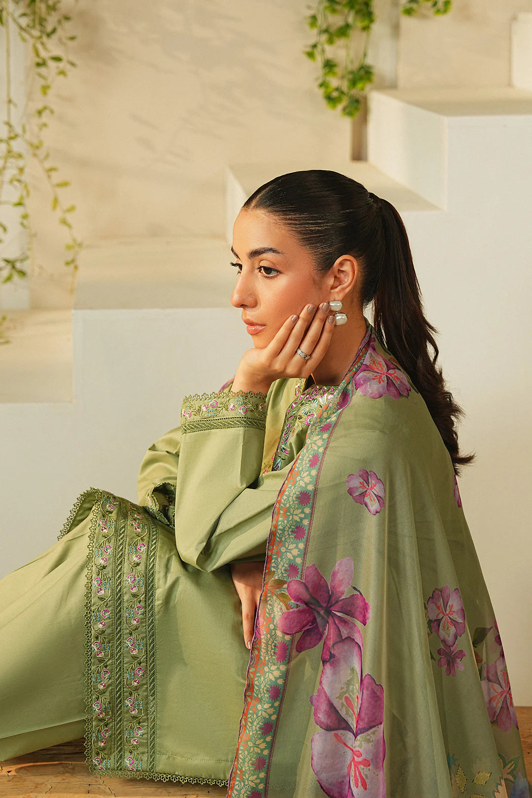 FLARE EMBROIDERY 3PC