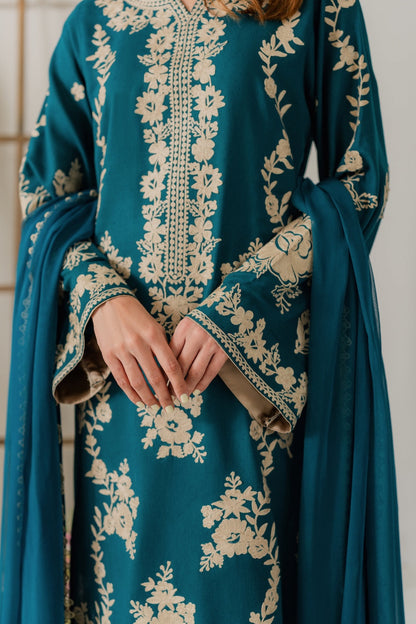 Kaavya 3Pcs Embroidery