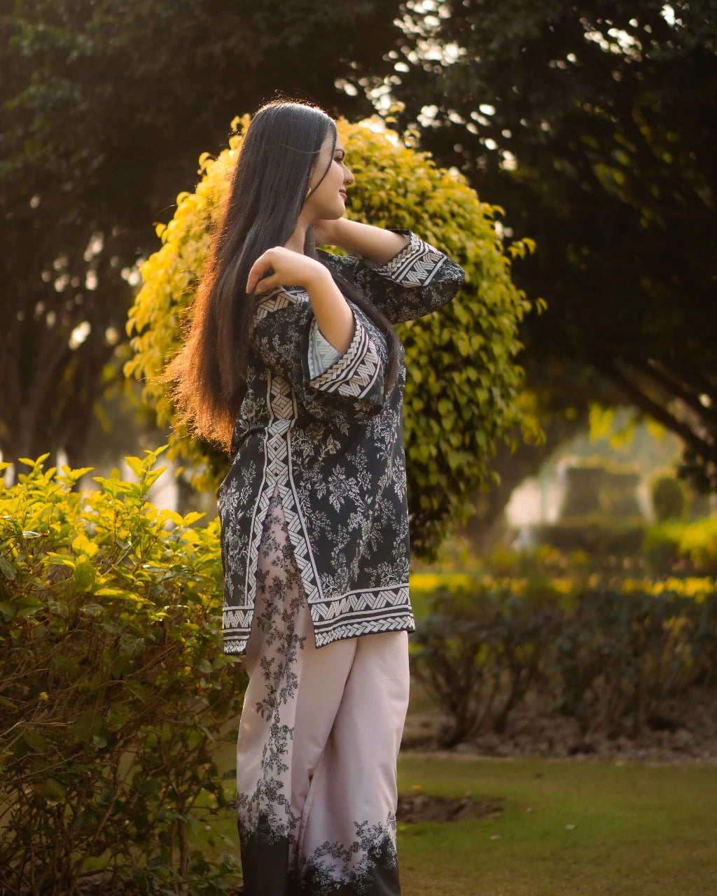 Minal Khan Digital