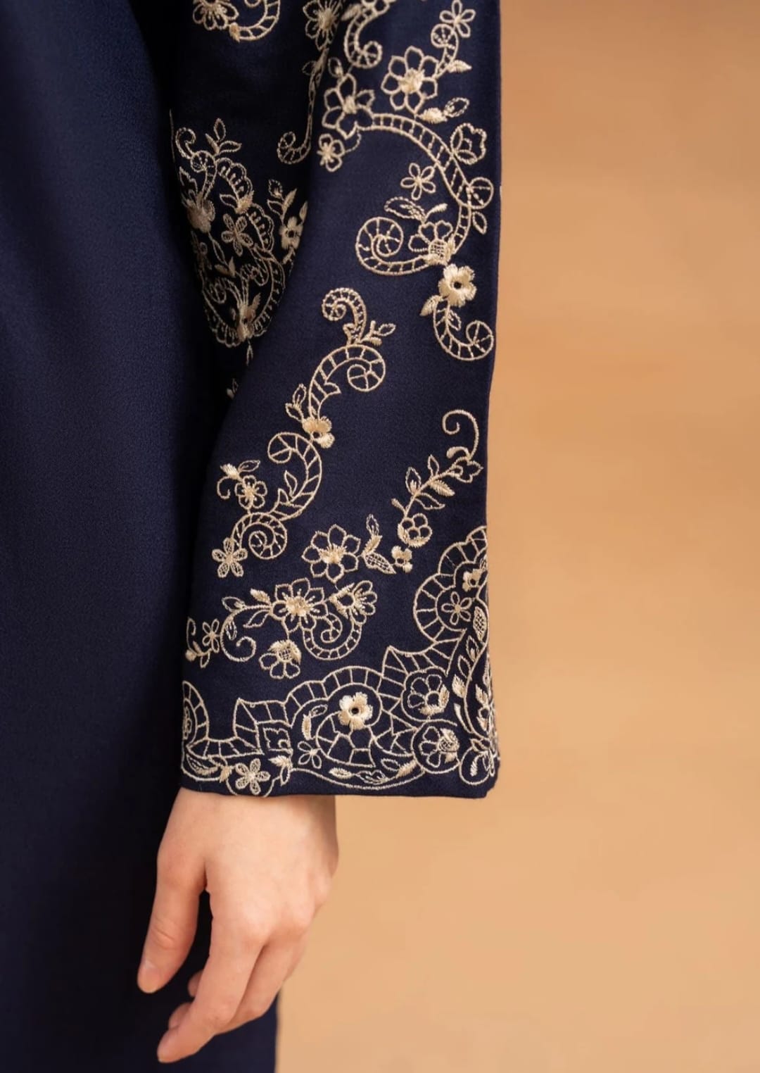 2PCS Stitched Lawn Embroidery