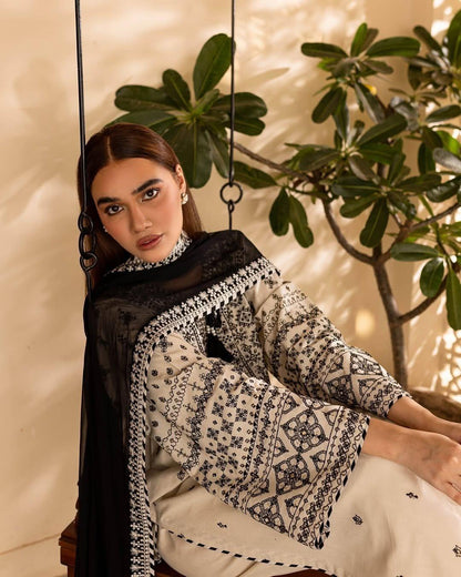 3PCS Lawn Stitched Embroidery