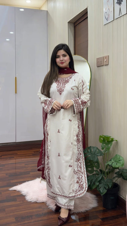 Kaya 3Pcs Embroidery