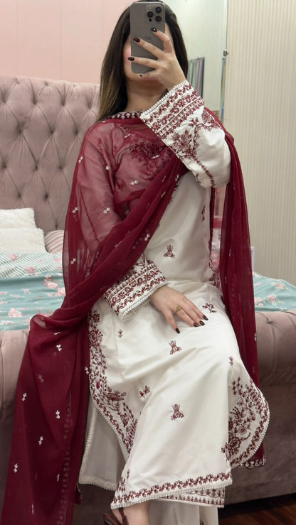 Kaya 3Pcs Embroidery