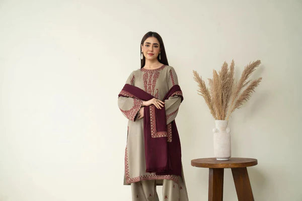 Mahnoor (Farshi Shalwar)