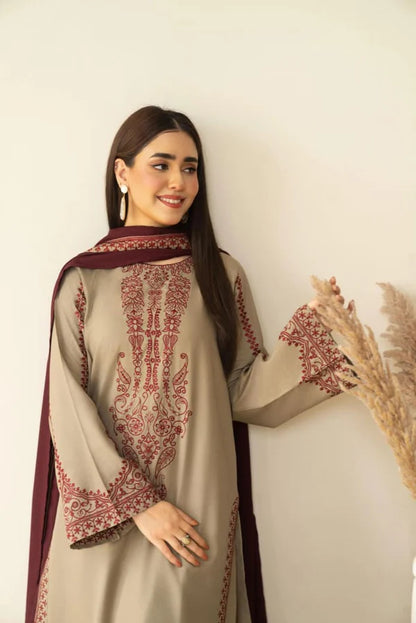 Mahnoor (Farshi Shalwar)