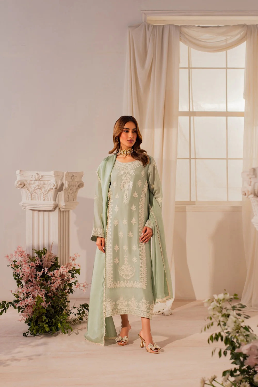 Mahveen 3pcs Embroidery