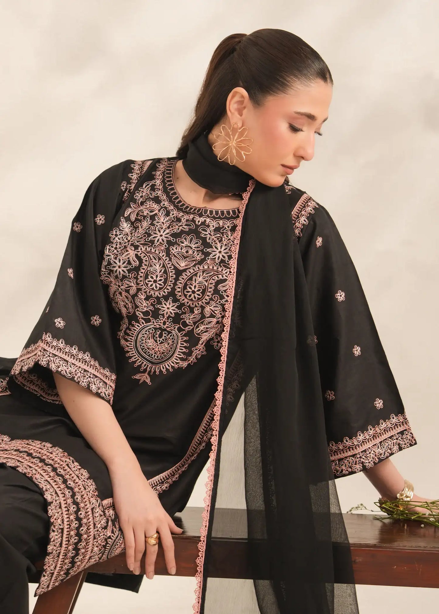 Elara 3Pcs Embroidery