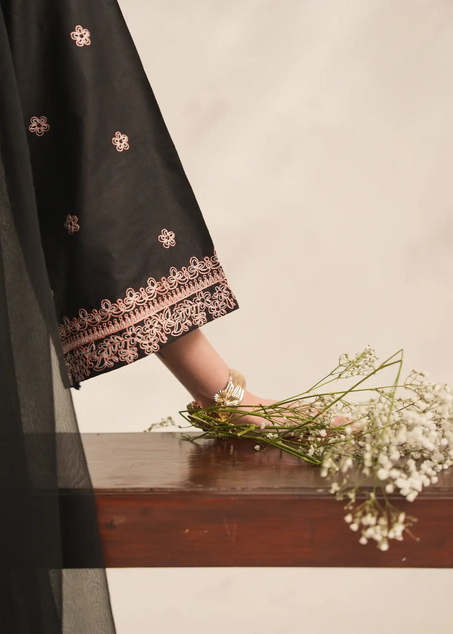 Elara 3Pcs Embroidery