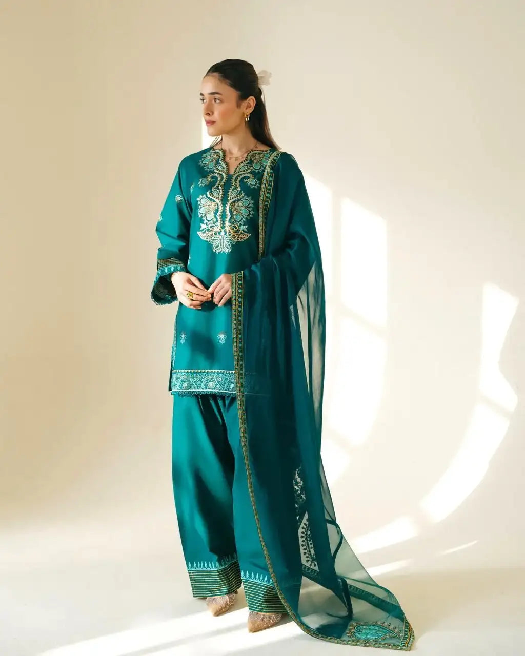 Falak ( Farshi shalwar)